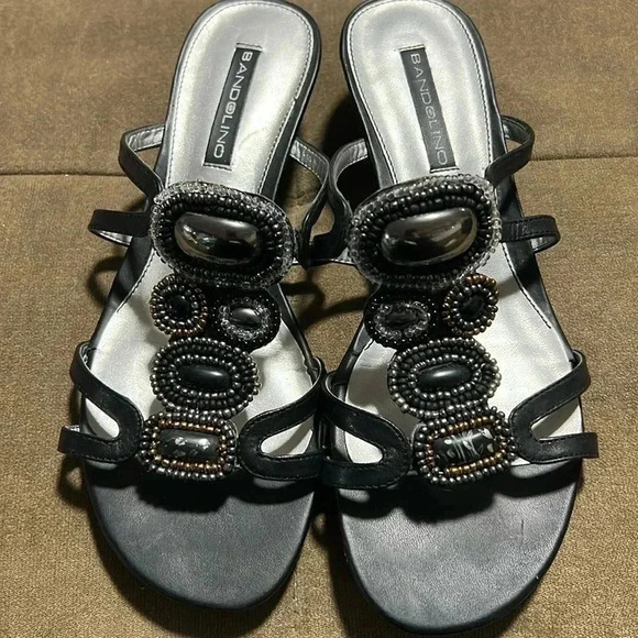 Bandolino Sandals A1 - Picture 1 of 3